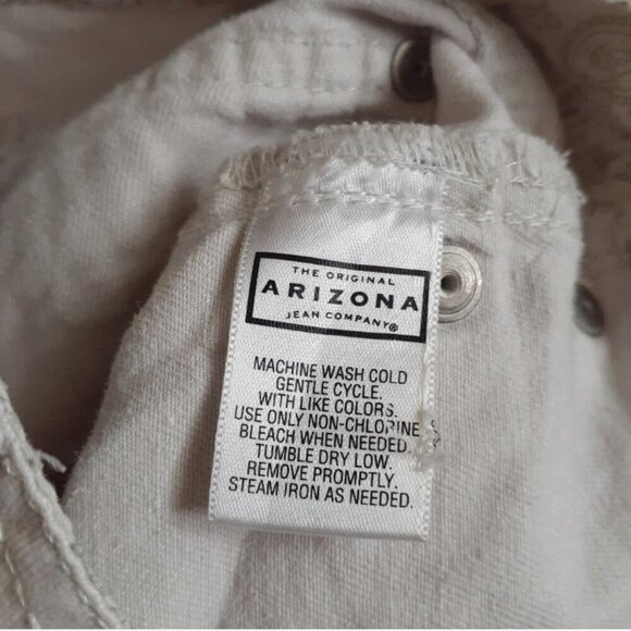 Bundle of 2 Girl's Size 8 Denim & Chino Summer Shorts - Picture 4 of 14